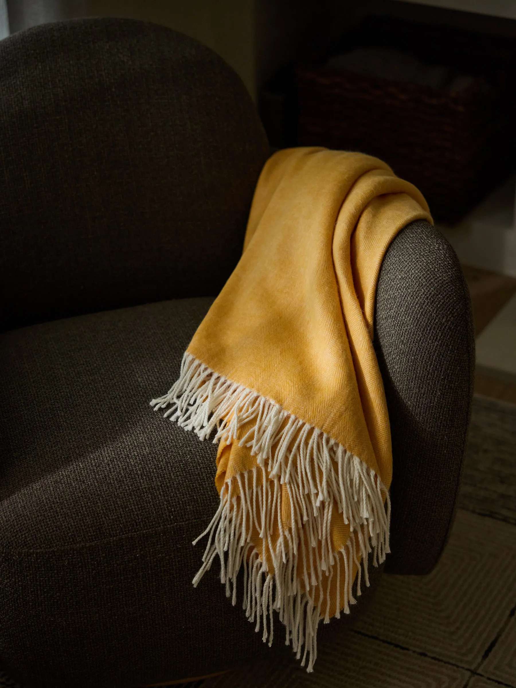 Bamboo Herringbone Tassel Throw