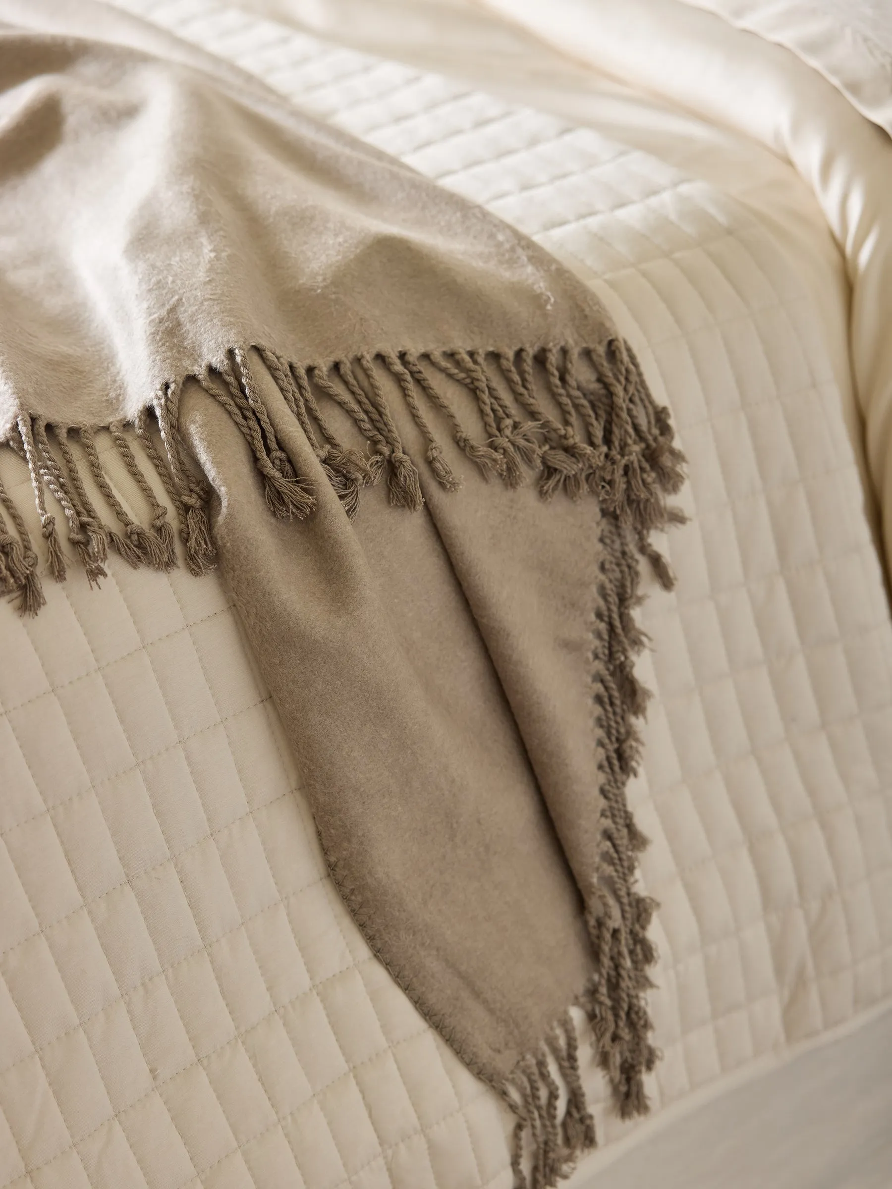 Bamboo Tassel Throw