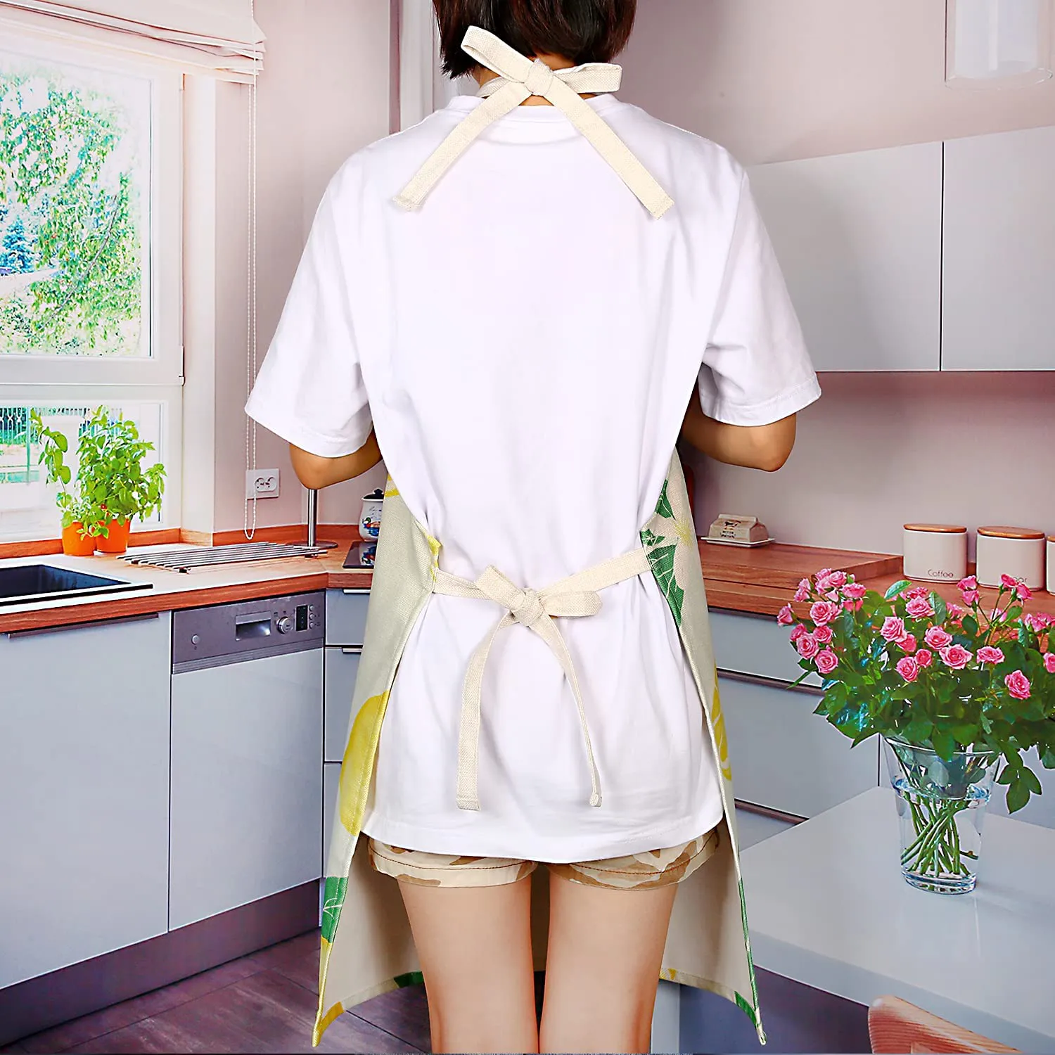 Cute Cooking Aprons with Pockets for Women Men Chef Adults Waterproof Kitchen Bib Apron for Baking Work Shop