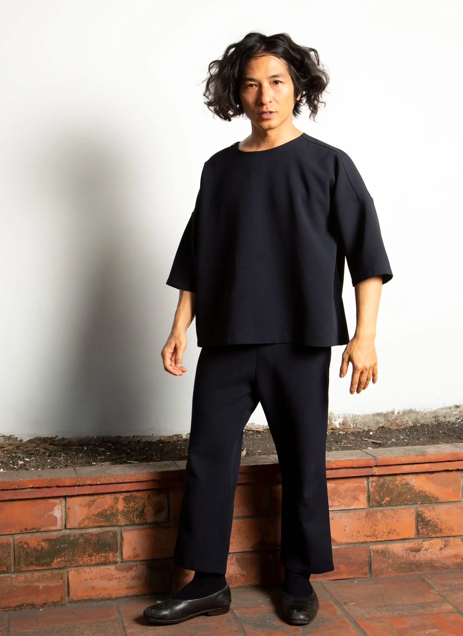 He Mid Sleeve Top (Unisex) - Black Blue