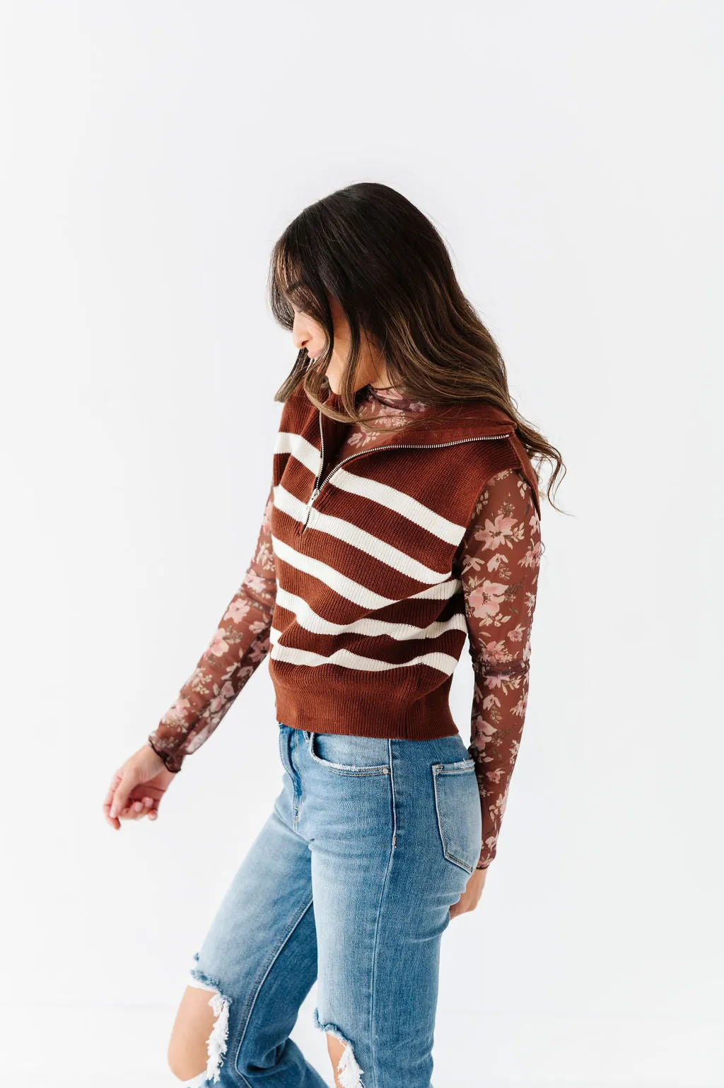 Justine Lace Top in Chocolate