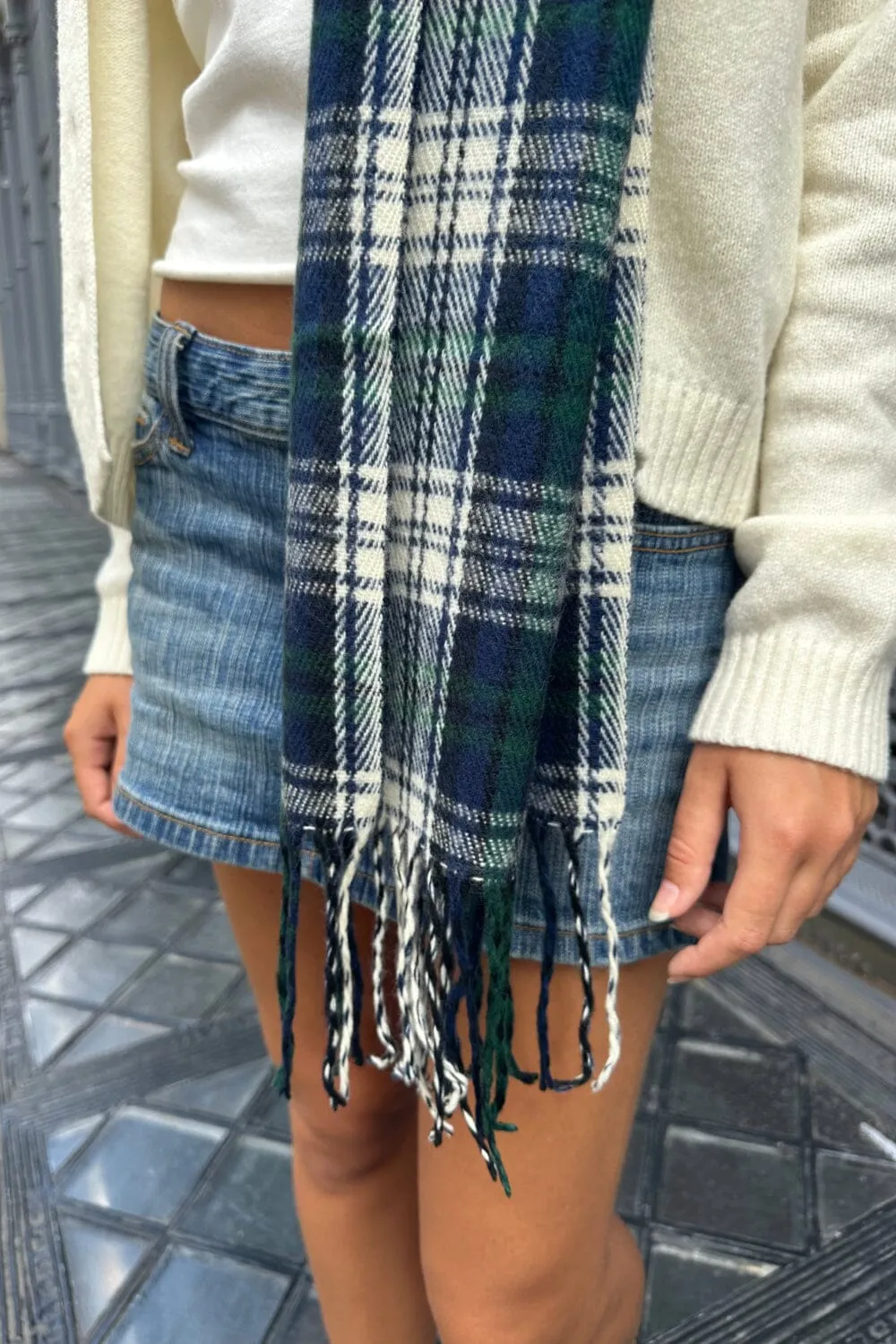 Plaid Tassel Scarf