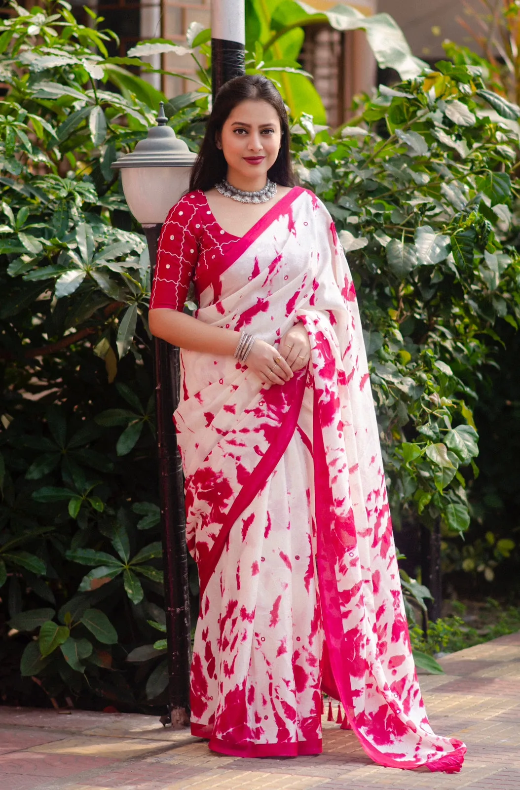 Soft jute silk saree with ahibori prints