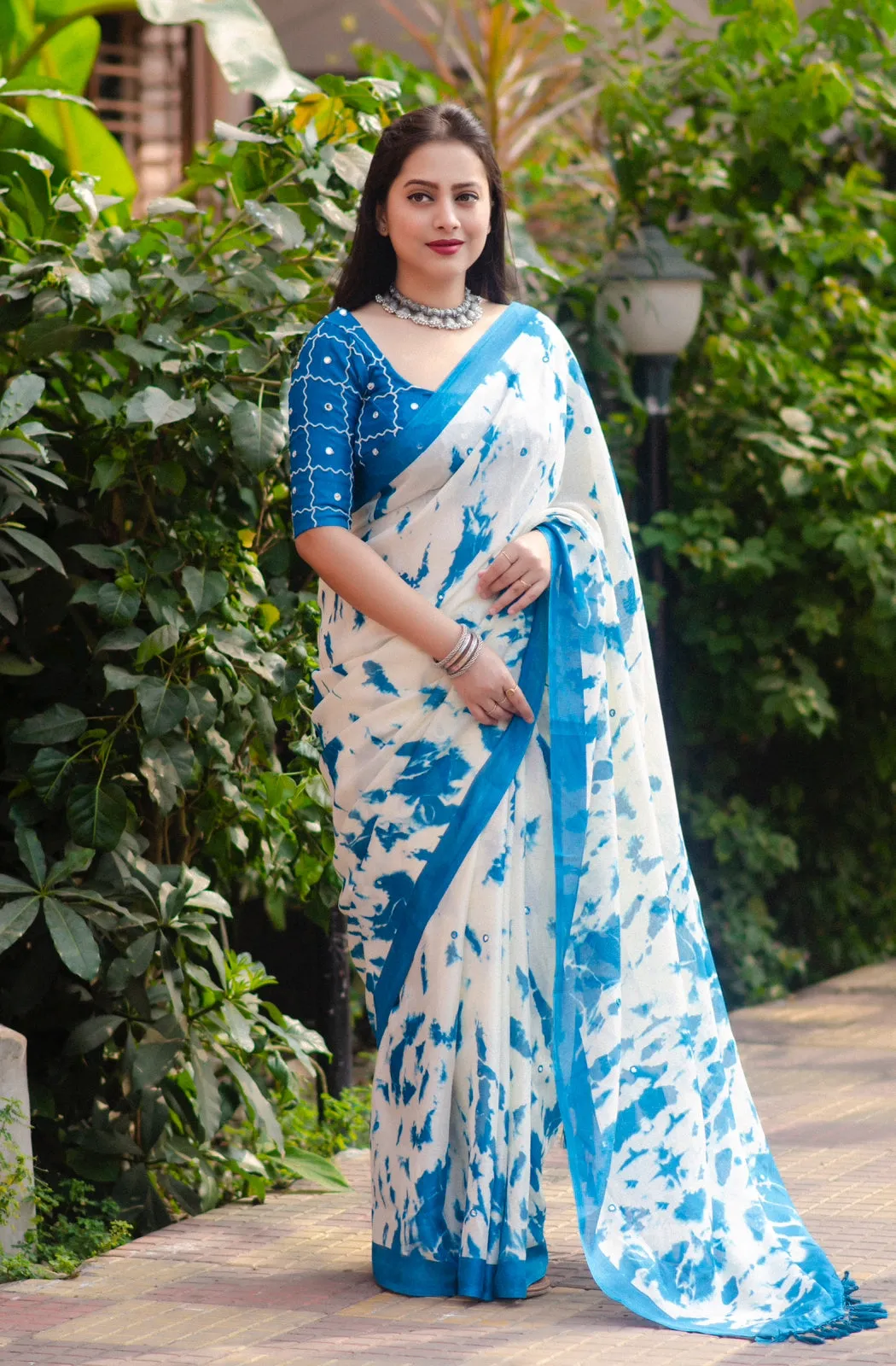 Soft jute silk saree with ahibori prints