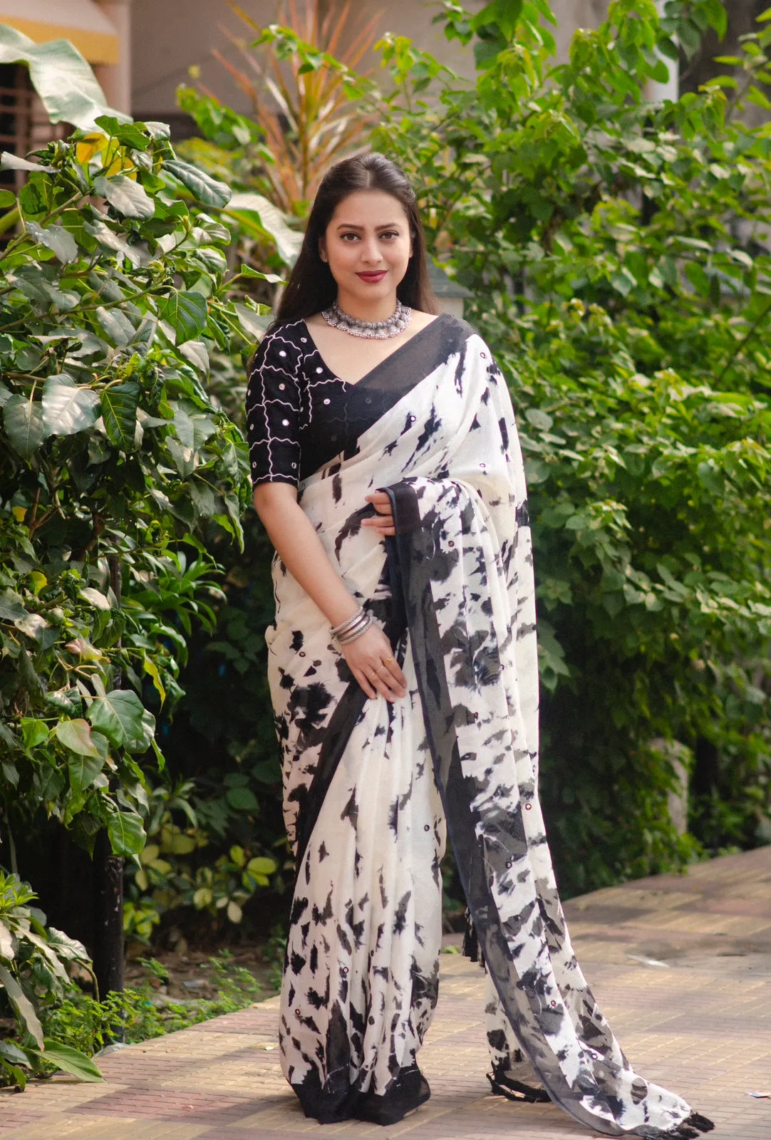 Soft jute silk saree with ahibori prints