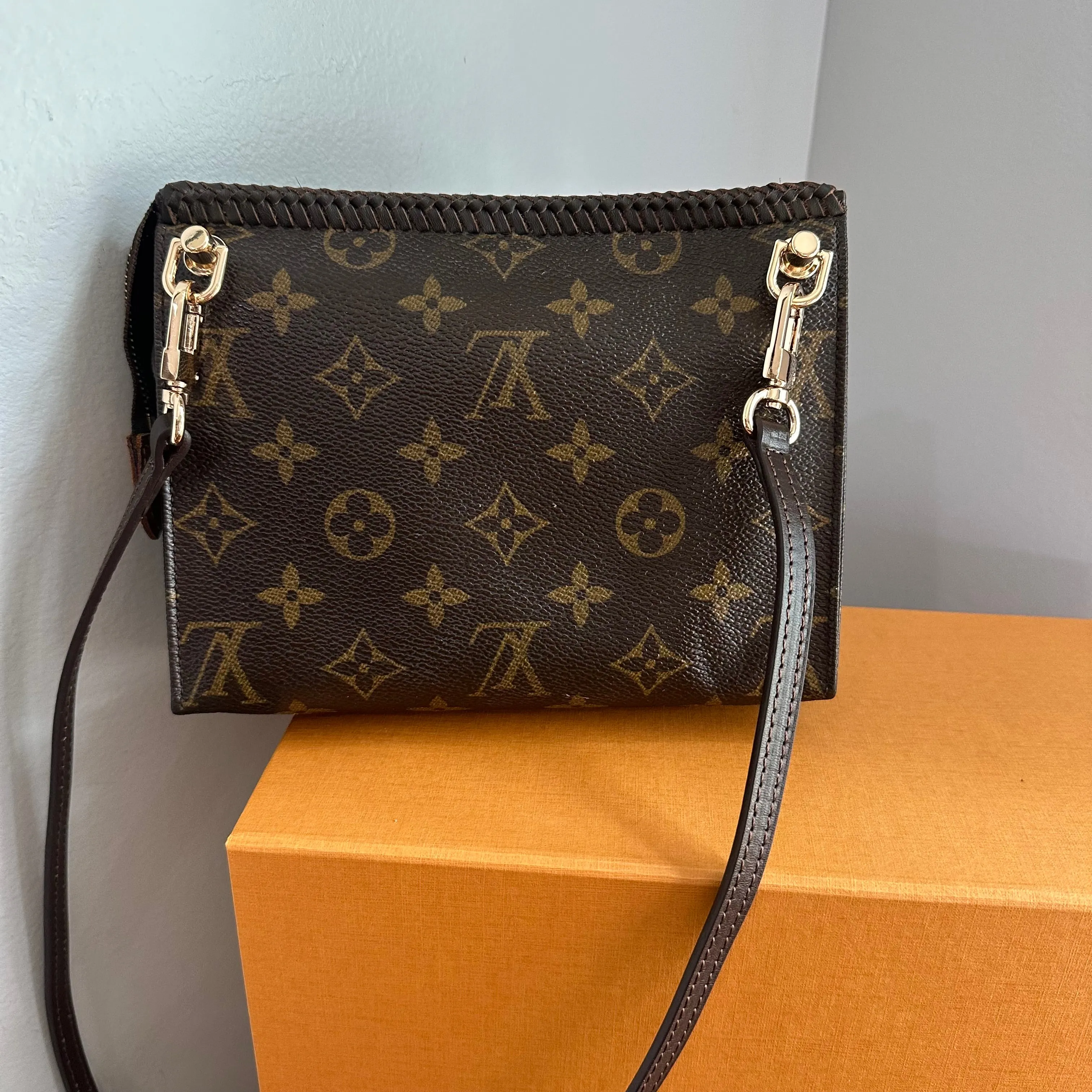 The Cygnet Crossbody - Vintage Monogram in Chocolate