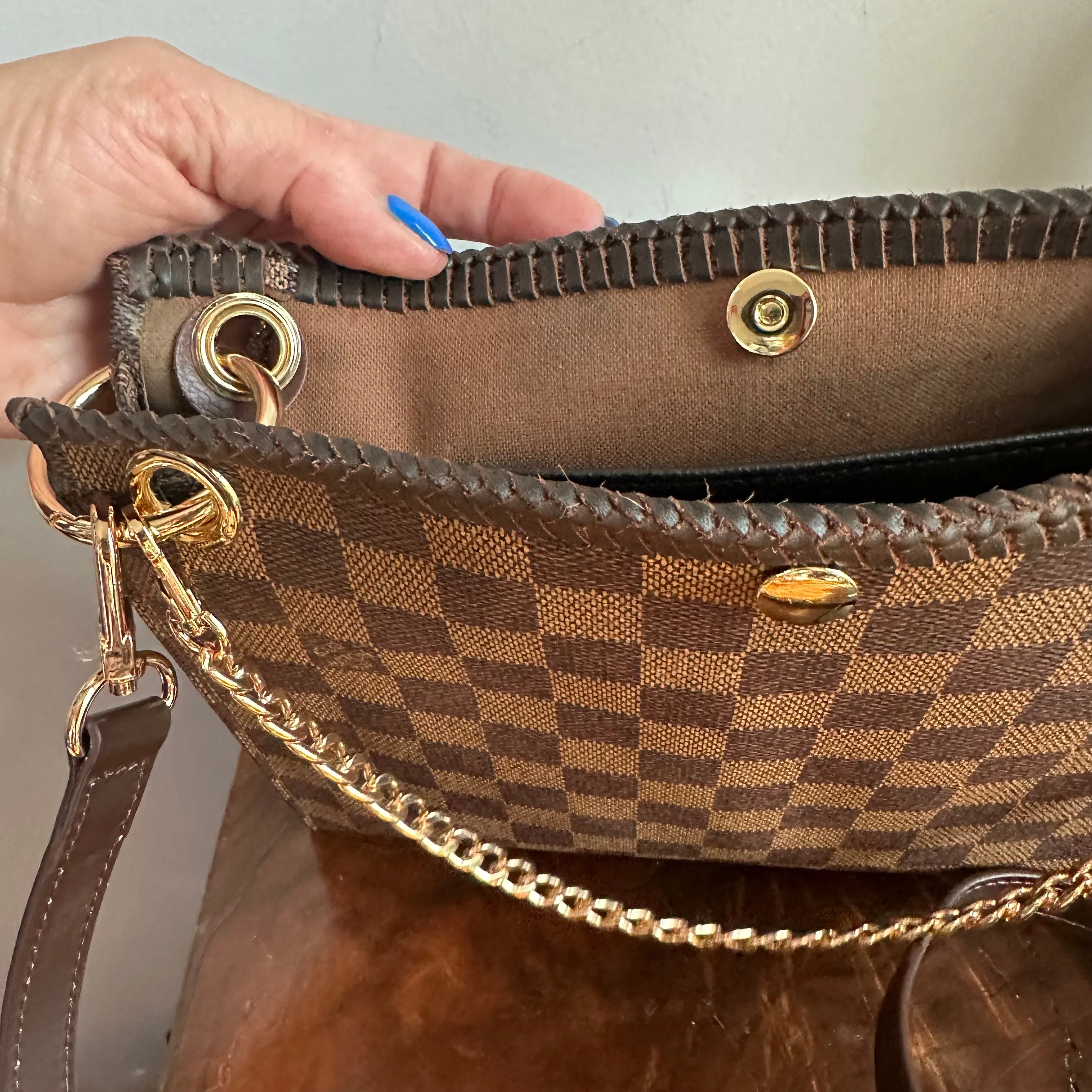 The Swan Crossbody - Vintage Damier in Brown