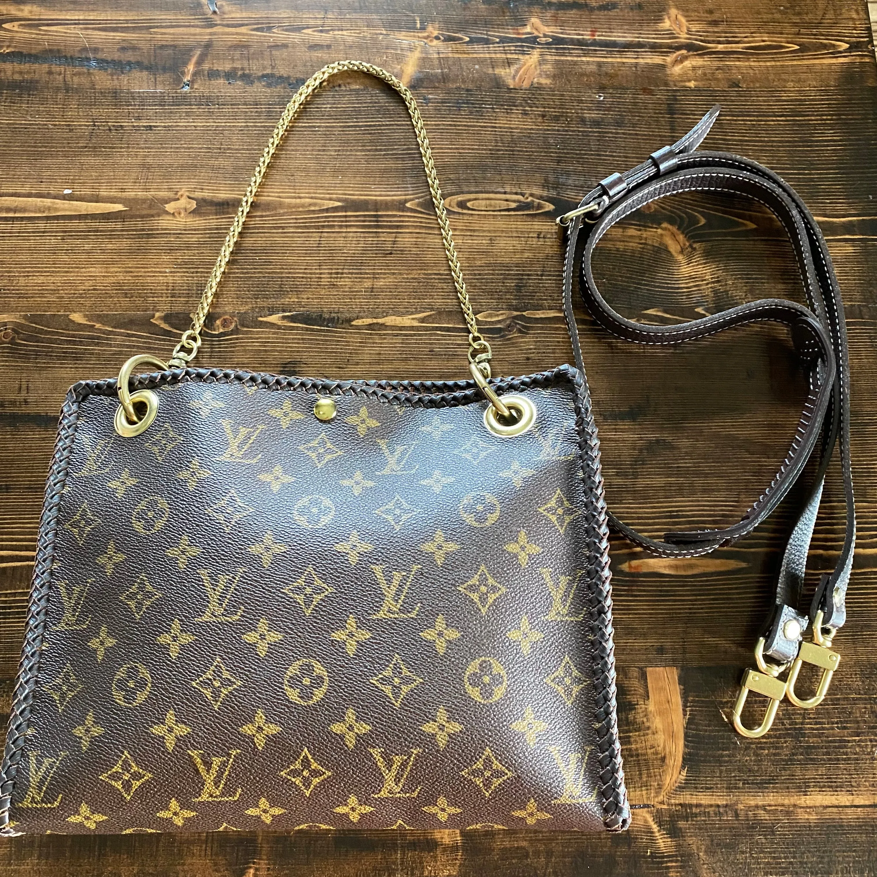 The Swan - Vintage Monogram Crossbody